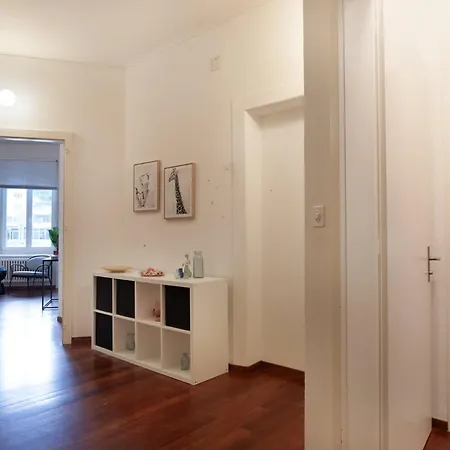 With Free Parking & Ac Tram To Center Appartamento Zurigo